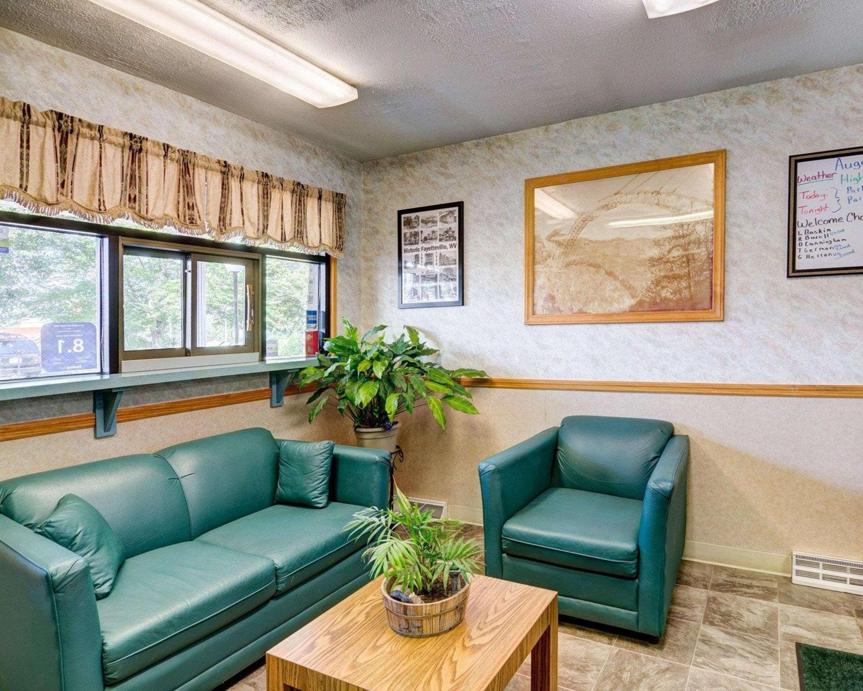 Quality Inn New River Gorge Файетвил Екстериор снимка