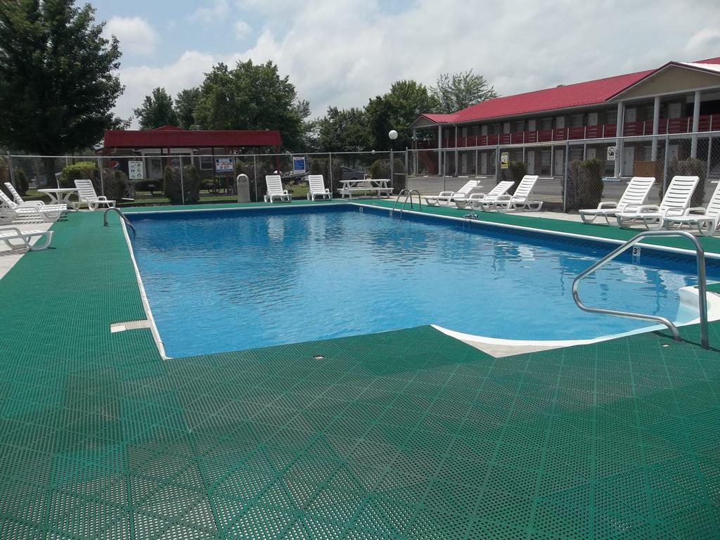Quality Inn New River Gorge Файетвил Екстериор снимка