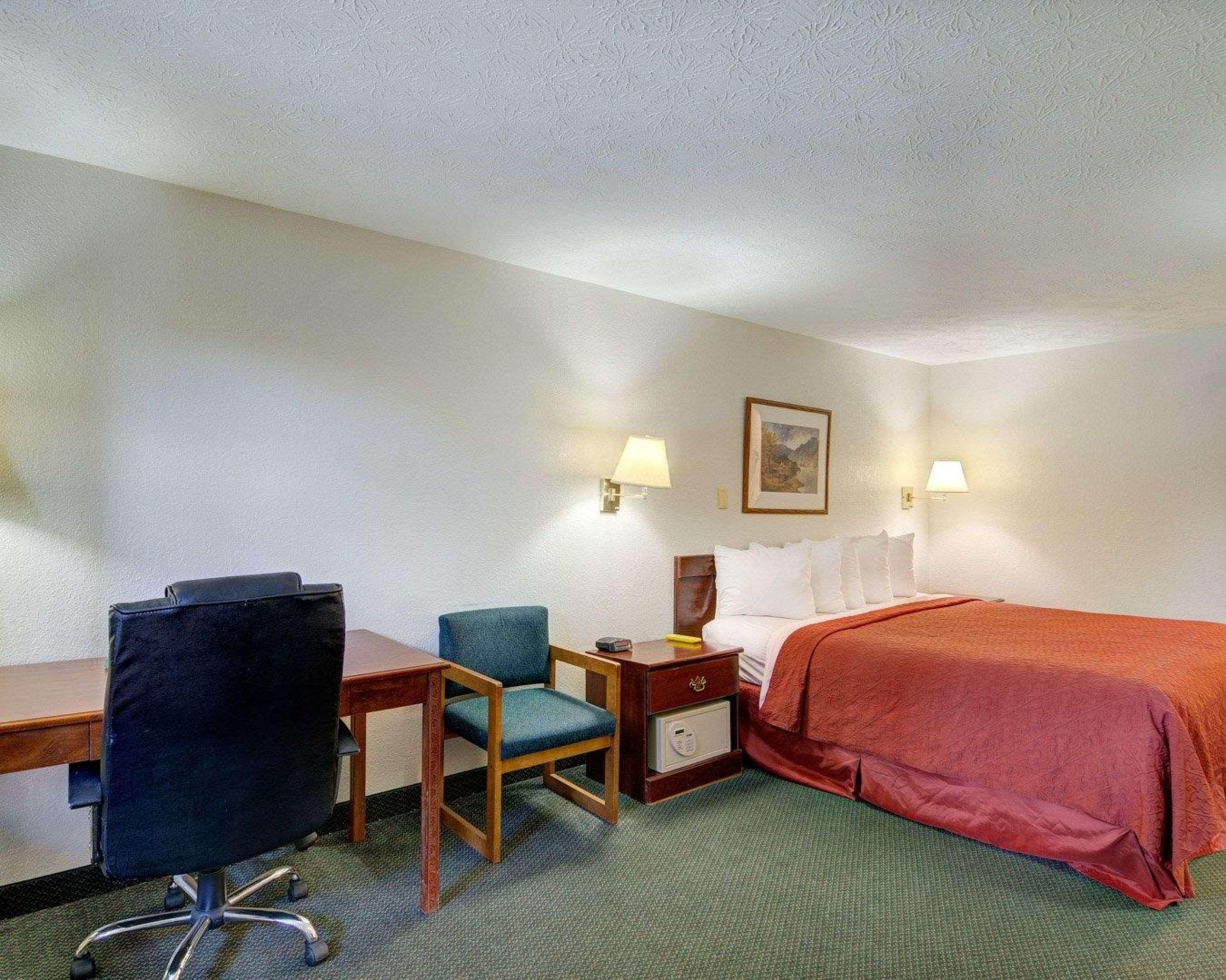 Quality Inn New River Gorge Файетвил Екстериор снимка